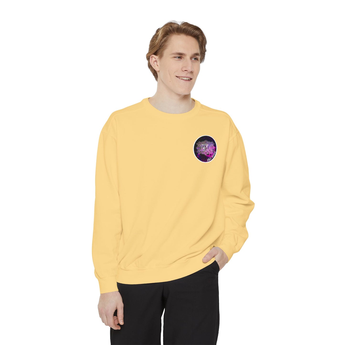 MANIC & DISCO LOGO: Unisex Garment-Dyed Sweatshirt